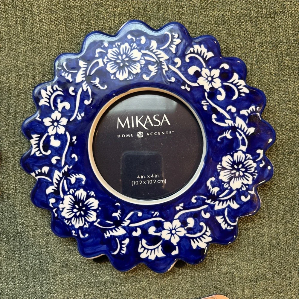 Mikasa‎ Home Accents Blue White Floral 4